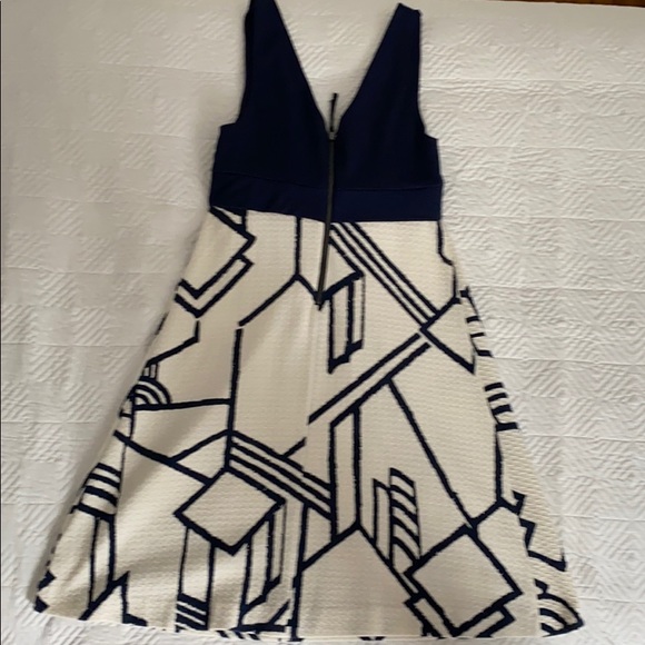 Summer dress - Picture 2 of 2